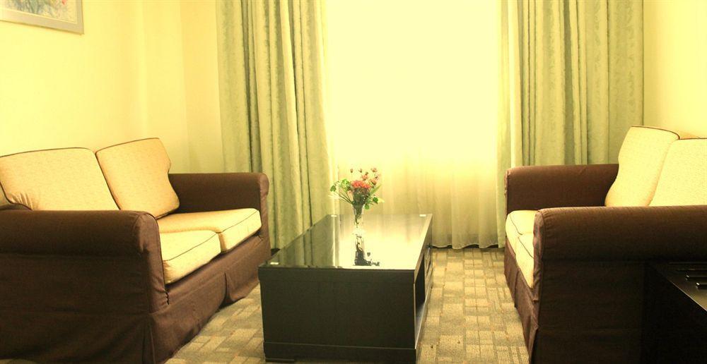 OYO 89693 Perkasa Hotel Keningau Near Hospital Keningau Bagian luar foto