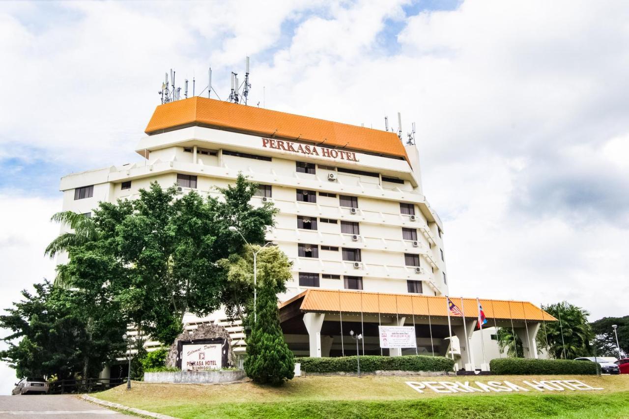 OYO 89693 Perkasa Hotel Keningau Near Hospital Keningau Bagian luar foto