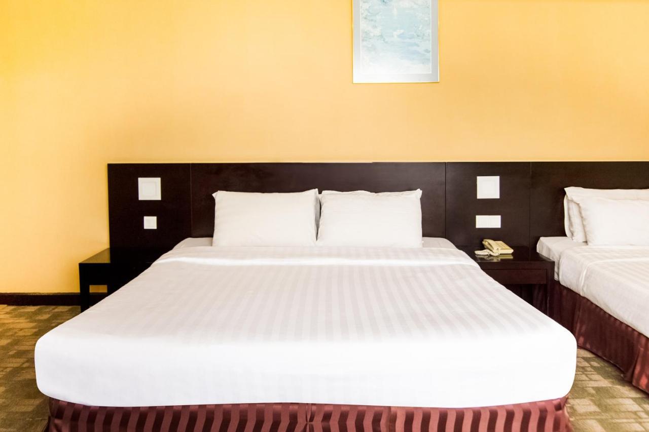 OYO 89693 Perkasa Hotel Keningau Near Hospital Keningau Bagian luar foto
